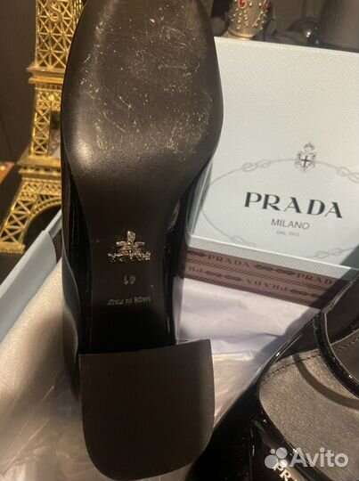 Женские туфли Prada