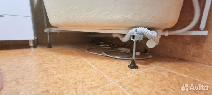 Ванна акриловая 150 бу