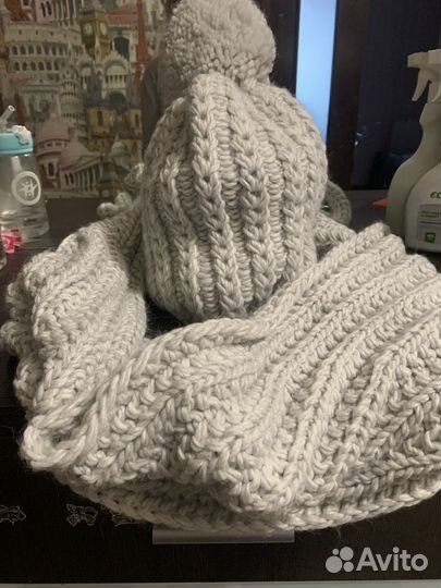 Шапки и шарфы женские