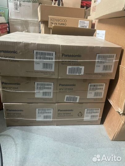 Камера наблюдения Panasonic WV-SP306E