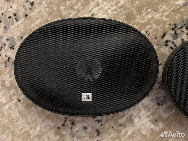 Колонки в машину JBL