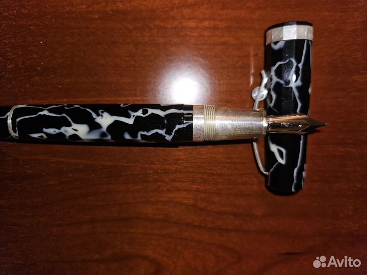 Перьевая ручка omas Paragon Wild Silver Trim Point