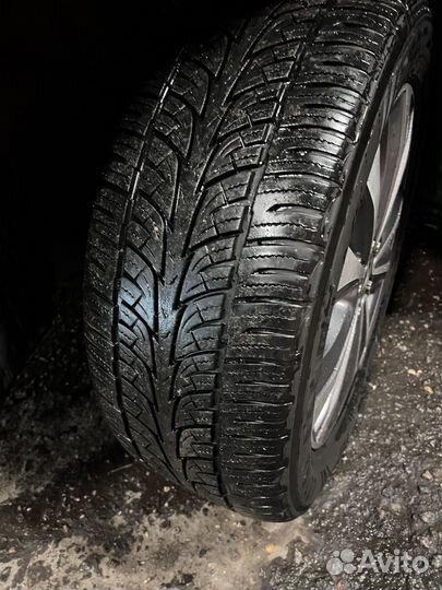 ARROYO GRAND SPORT A/S 255/50 R19 107Y