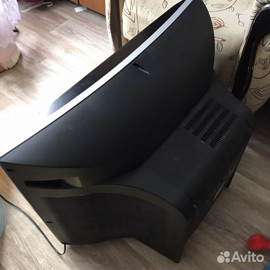 Телевизор samsung