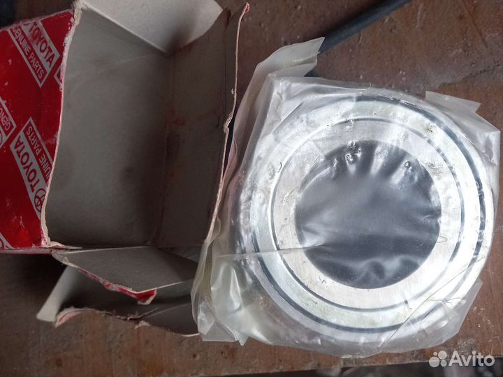 Ступичный подшипник тойота ипсум 21