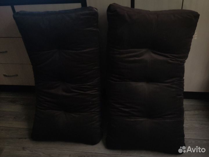 Диванные подушки большие
