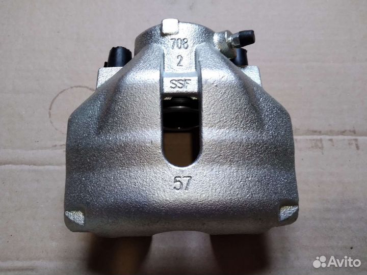 Суппорт пер лев audi 100 a6 c4