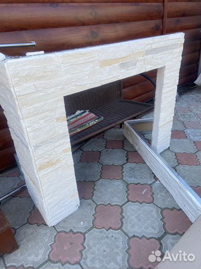 Полка под камин