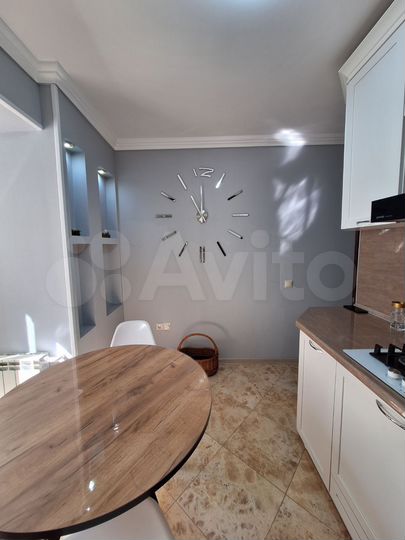 2-к. квартира, 60 м², 2/5 эт.