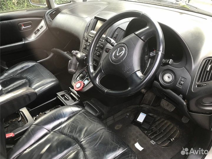 Разбор на запчасти Lexus RX