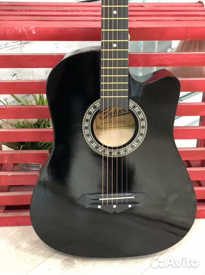 Новая Акустическая гитара