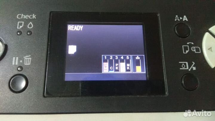 Широкоформатный плоттер Epson Stylus Pro 9700