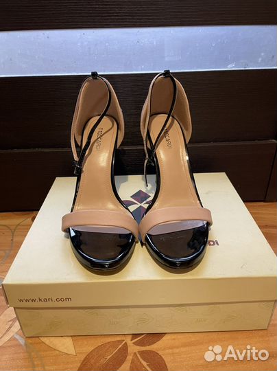 Босоножки женские 39 размер