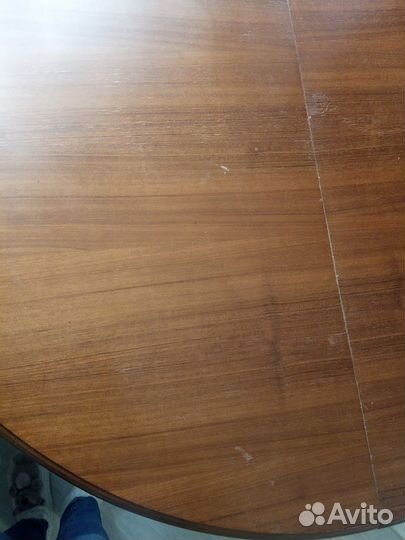 Стол кухонный круглый