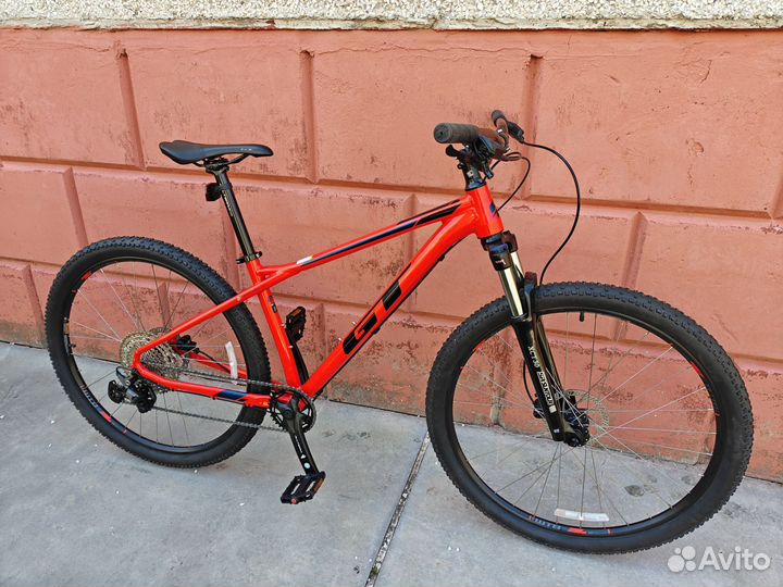 Велосипед GT avalanche новый Shimano Deore m5100