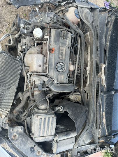 В разборе volkswagen jetta 6 МКПП 1.4