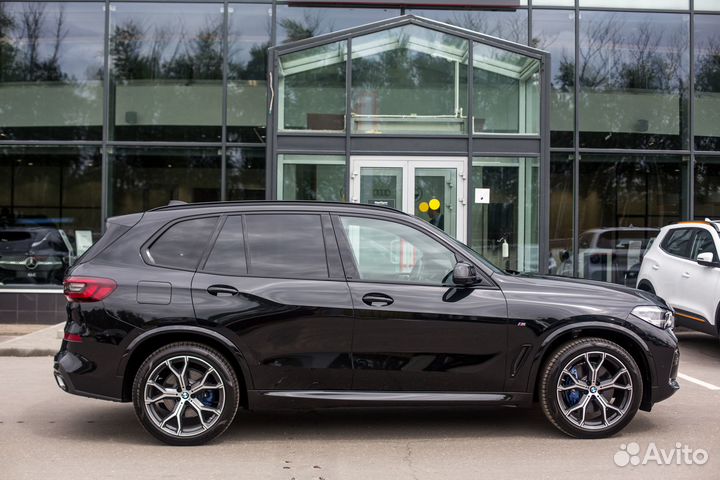BMW X5 3.0 AT, 2022