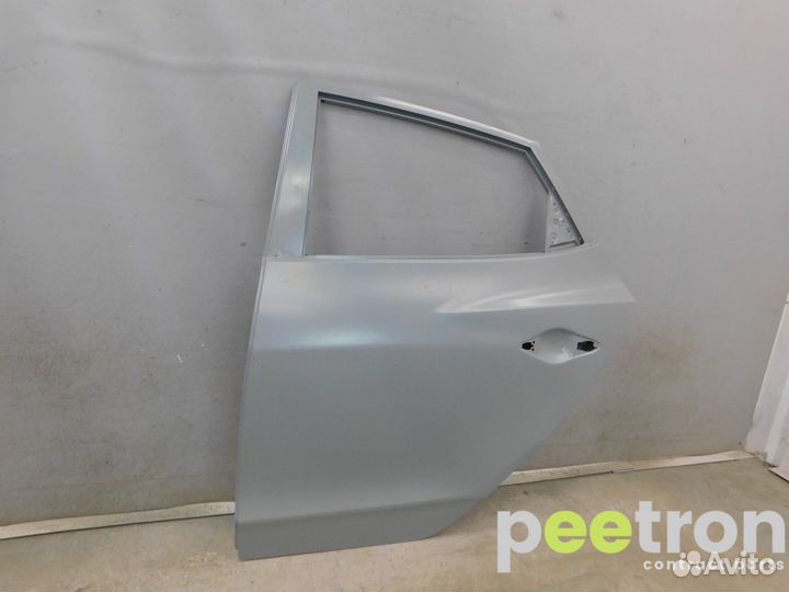 Б/У Б/У Дверь задняя левая б/у 770032Y000