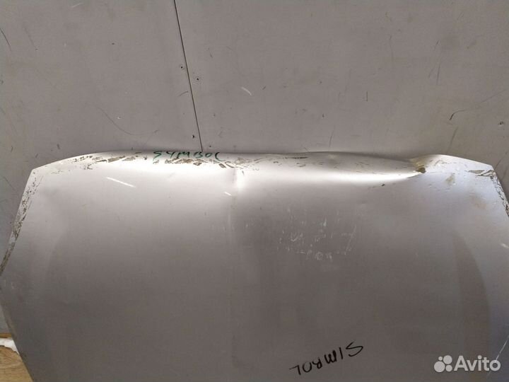 Капот на Renault Symbol