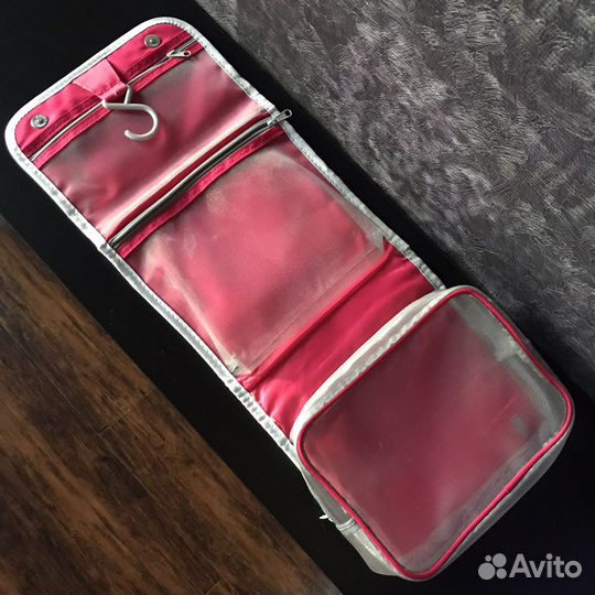 Косметичка дорожная Braun, новая