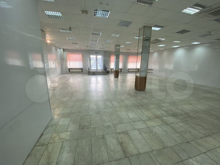 Торговая площадь, 260 м²