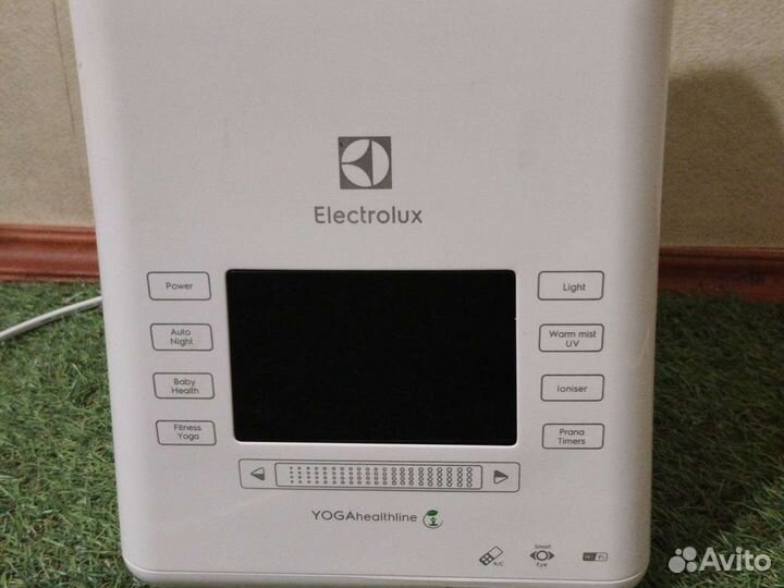 Увлажнитель Electrolux yogahealthline EHU 3815d