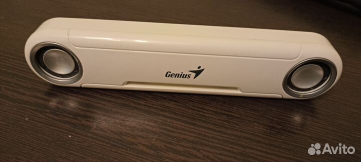 Портативная колонка USB Genius sp- i200U