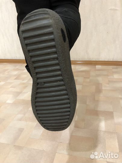 Зимние женские сапоги 37