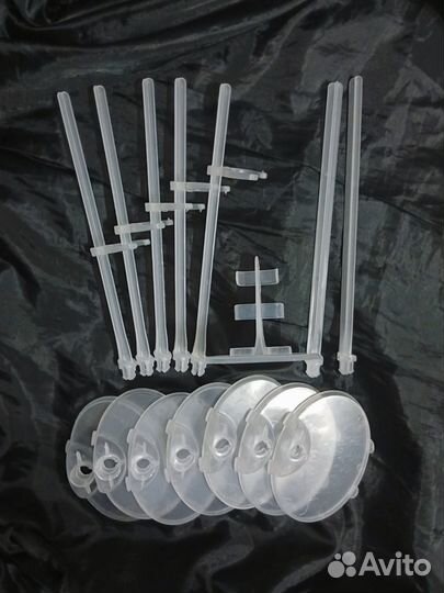 Подставки для кукол