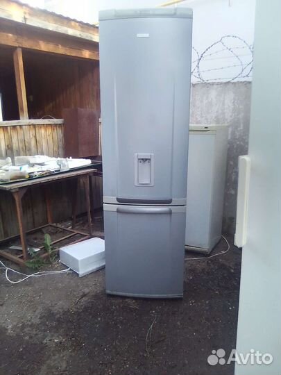 Холодильник