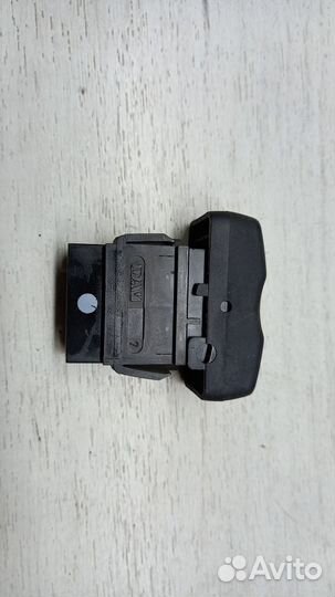 Кнопка обогрева стекла Renault Logan 1