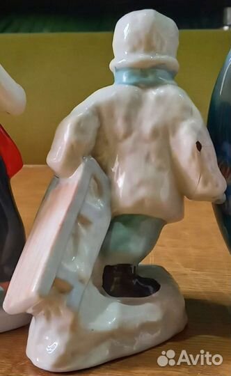 Фарфоровые статуэтки СССР четыре штуки, винтаж