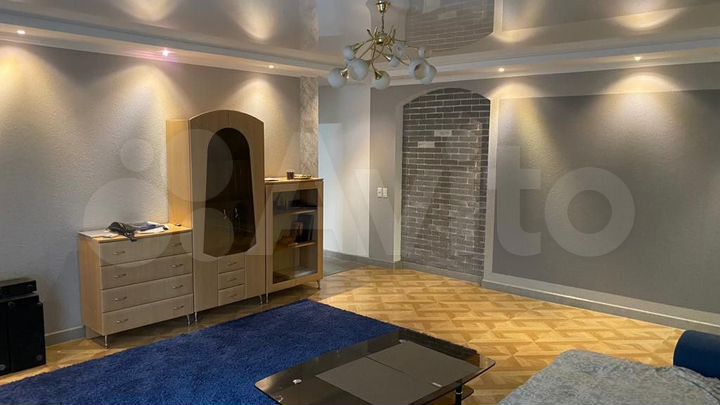 3-к. квартира, 120 м², 2/13 эт.