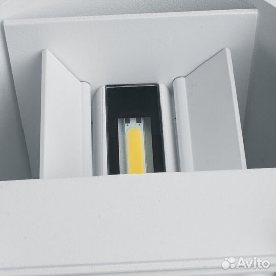 Светильник на стену Feron DH013 2*3W белый 11873