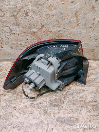 Фонарь задний правый Volkswagen Polo
