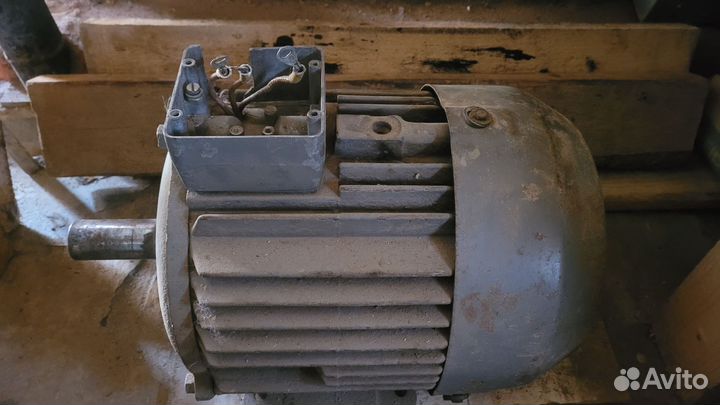 Электродвигатель 380 7.5 кв