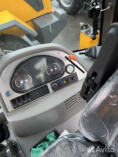 Экскаватор-погрузчик Shanmon 388H, 2023