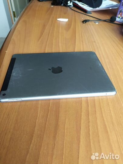 iPad 5 (2017) 128gb+sim