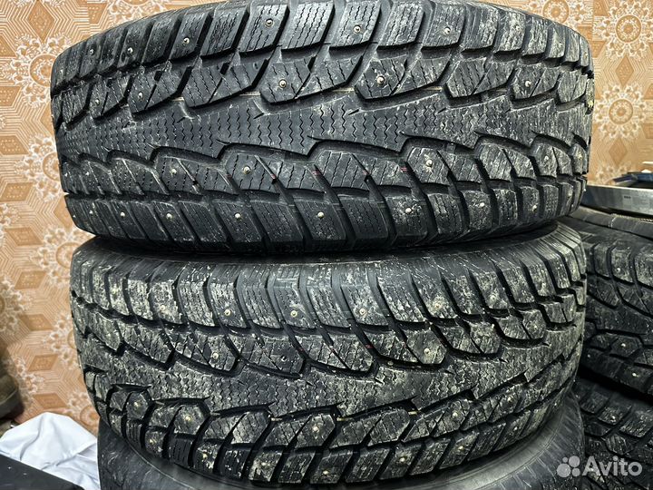 Ecovision W-686 235/65 R17 104E