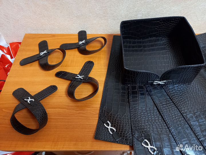 Столовый набор аксессуаров