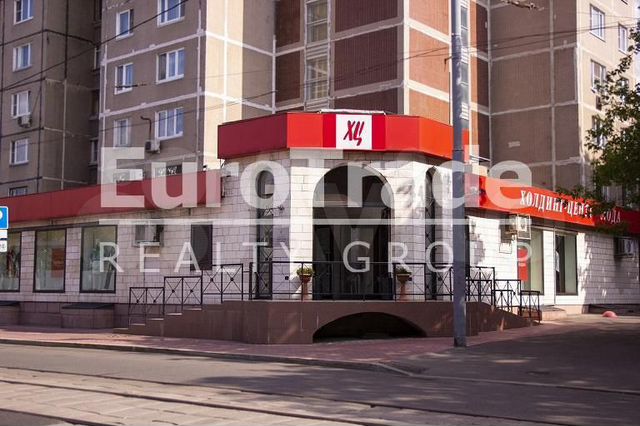 Сдам торговое помещение, 1208 м²