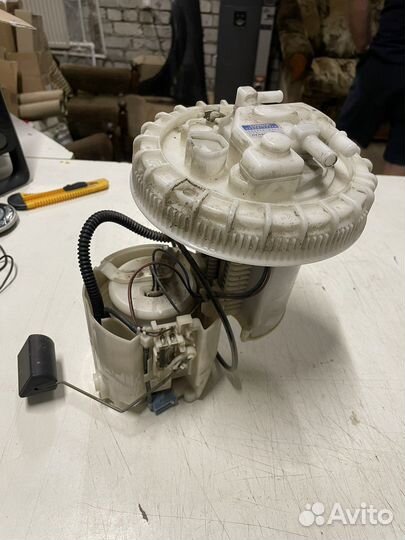 Насос топливный Toyota Corolla E150 2006-2013