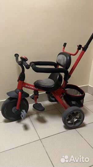 Велосипед каталка детский с родительской ручкой