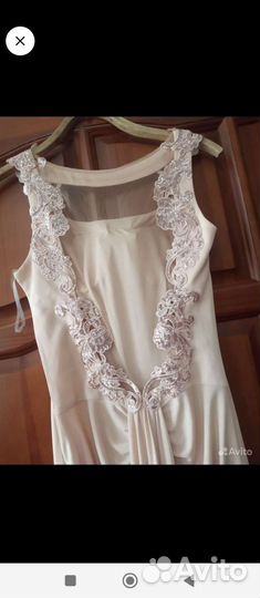 Вечернее платье