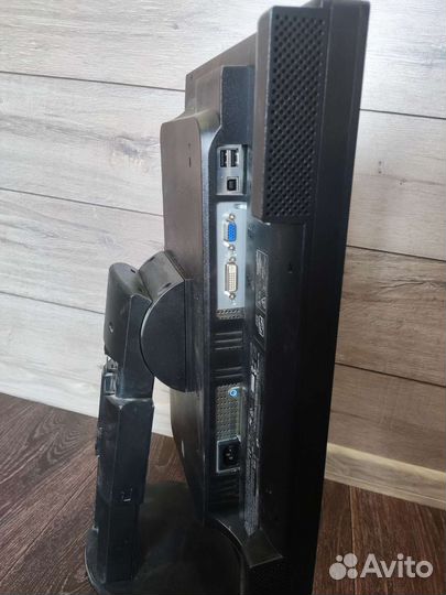 Монитор NEC multisync EA221