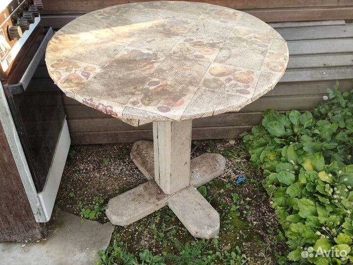 Стол уличный круглый