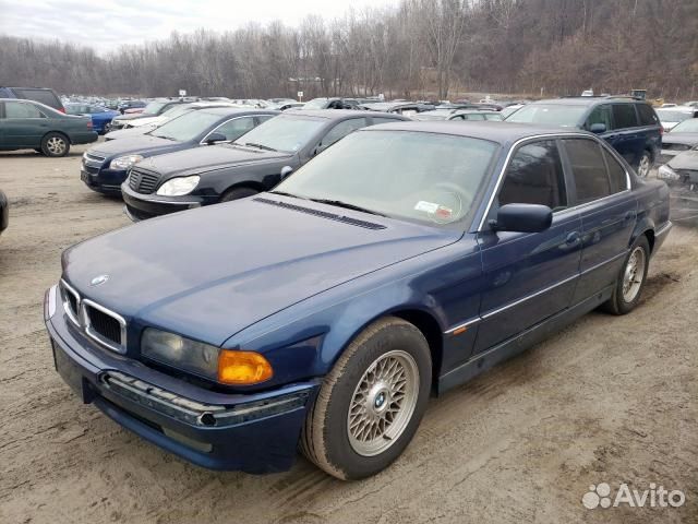 Разбор на запчасти BMW 7 E38