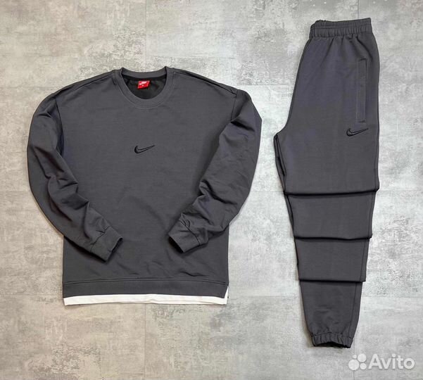 Костюм Nike