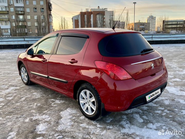 Peugeot 308 1.6 МТ, 2012, 181 000 км