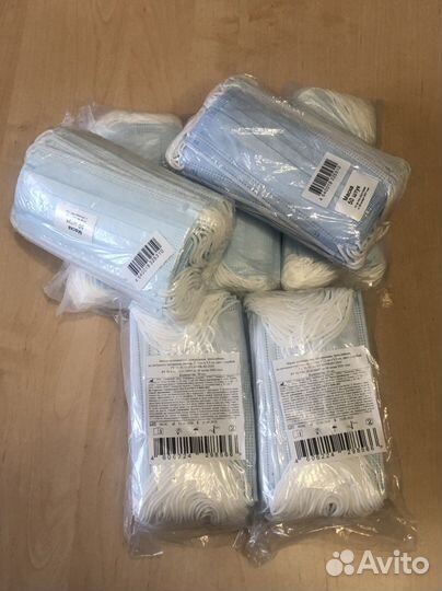 Маска одноразовая медицинская